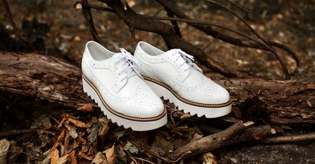 Buty na wiosnę 2020. Jakie trendy będą królować w nadchodzącym sezonie?