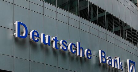 Deutsche Bank. Ponad 5,7 miliarda euro strat
