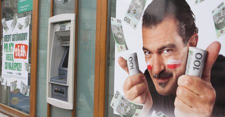 Polityka i prawo większym zagrożeniem niż kredyty frankowe. ZBP przepytał bankowców