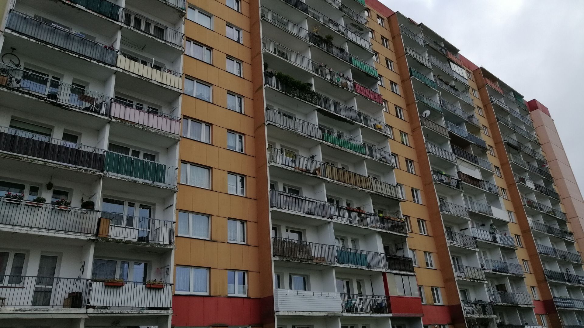 Mieszkańcy spółdzielni narzekają na drożyznę i pomysły zarządu. Ale w walkę o swoje niezbyt wierzą