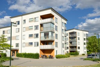 500+ nie pomoże w otrzymaniu kredytu na mieszkanie. Banki nie ufają politykom