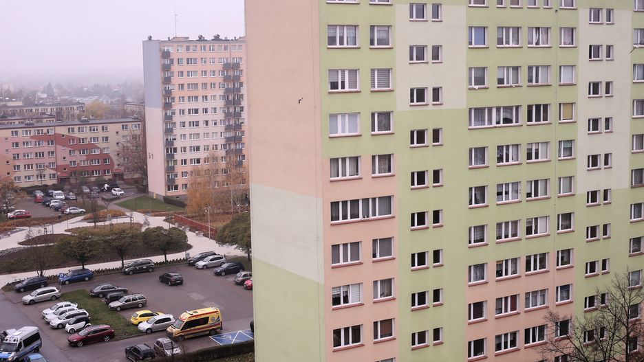 Łodzi. Dziecko wypadło z 11. piętra (zdjęcie ilustracyjne)