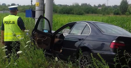Brawurowa ucieczka BMW w pobliżu Zduńskiej Woli. Po amfetaminie "zarobił" 72 punkty