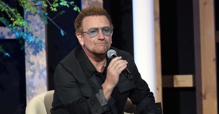 Bono wspiera Lecha Wałęsę. "To wielki człowiek. Życzę mu wszystkiego najlepszego"