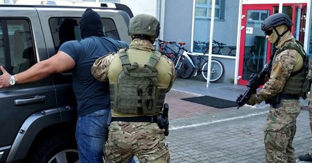 CBA zatrzymało dwie osoby. Zarzuty wyłudzenia 10 mln zł z PARP