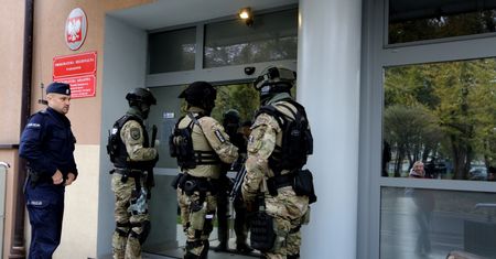 "Białych kołnierzyków" coraz więcej. Nowy raport CBŚP