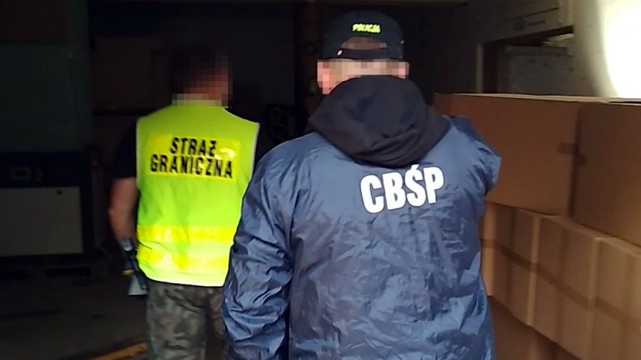 Policja przejęła 4 mln nielegalnych papierosów.