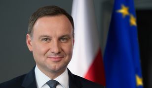 Andrzej Duda ma nosić złoty łańcuch warty krocie. Sprawą zajmuje się Senat