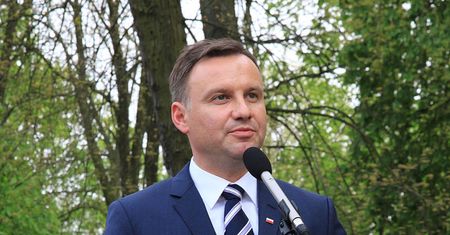 Tak prezydent Duda wybijał się na niezależność. Rozgryź 9 zagadek