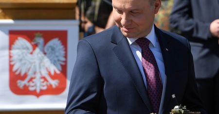 Biedroń, Jaki i Wasserman na czele sondażu. Pytanie o prezydenta nie miasta, ale Polski