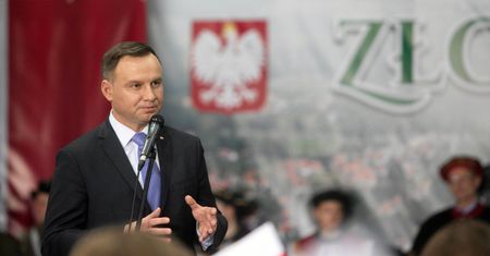 PiS chce odwołać Dudę? "Mają gotową pułapkę"