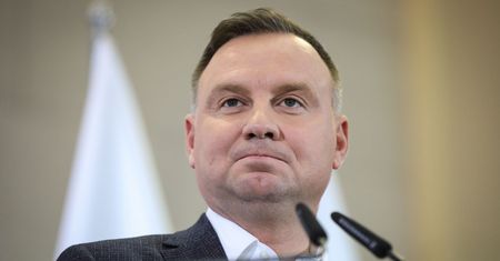 To ja spadam, krzyknął Duda