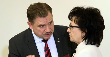 Tarcza antykryzysowa przyjęta przez Sejm. Szef Solidarności nie kryje oburzenia