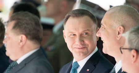 PiS obwieszcza sukces. Zebrał ponad 2 mln podpisów poparcia dla Andrzeja Dudy