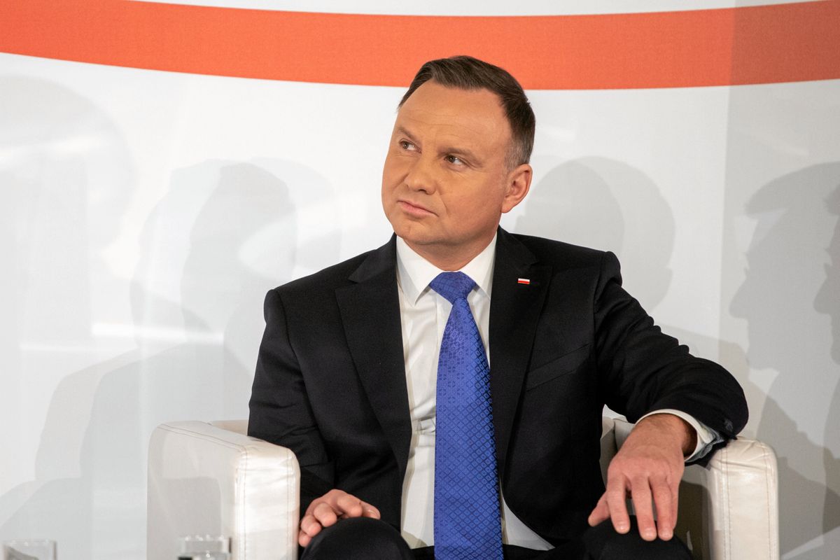 Andrzej Duda krytykowany za wywiad. "Przejaw totalnej paniki"