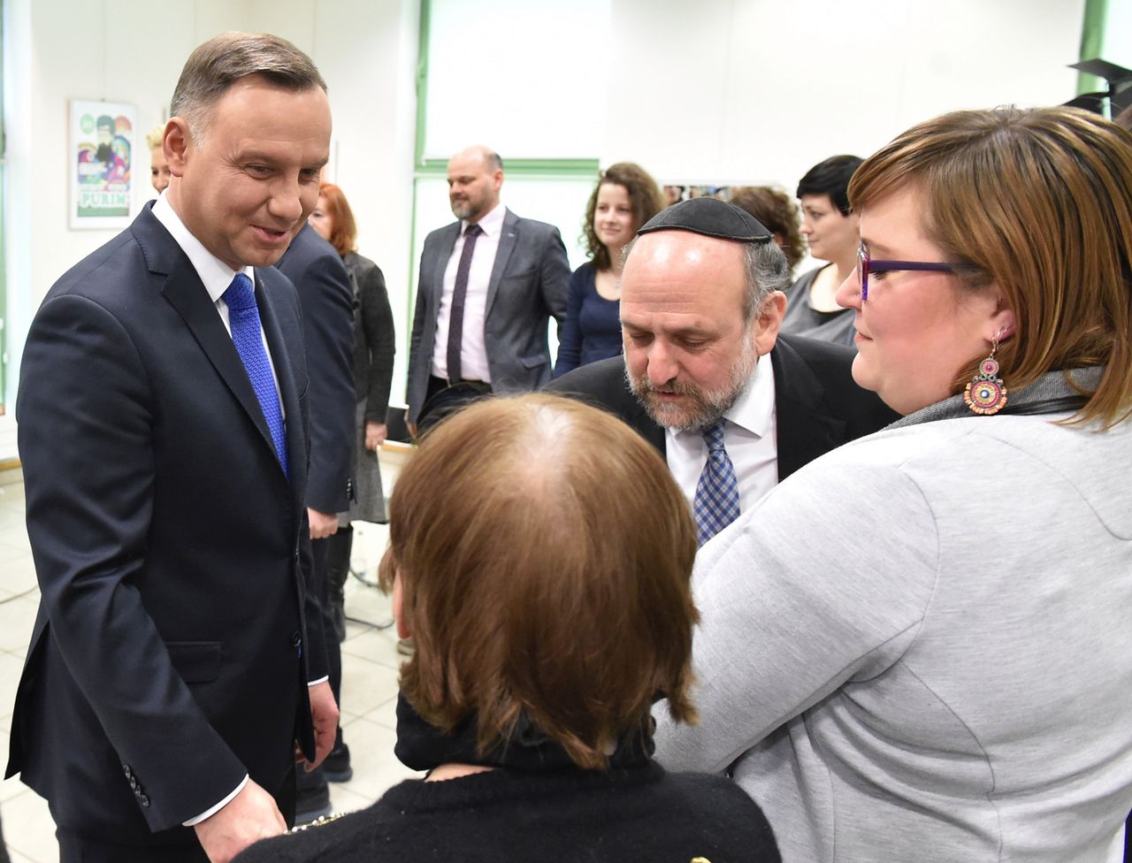 Andrzej Duda w prywatnym żydowskim przedszkolu. "Nikt w Polsce nie wie ile ma w sobie krwi żydowskiej"