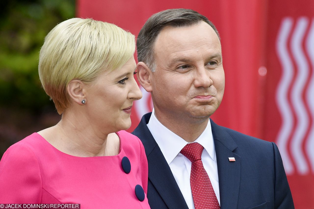 Andrzej i Agata Dudowie w Sylwestra. Pierwsza dama postawiła na błysk