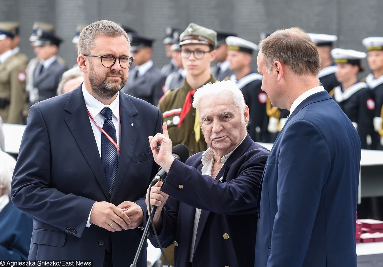 Incydent na obchodach rocznicy powstania warszawskiego. Przerwano weteranowi. "Kończymy"