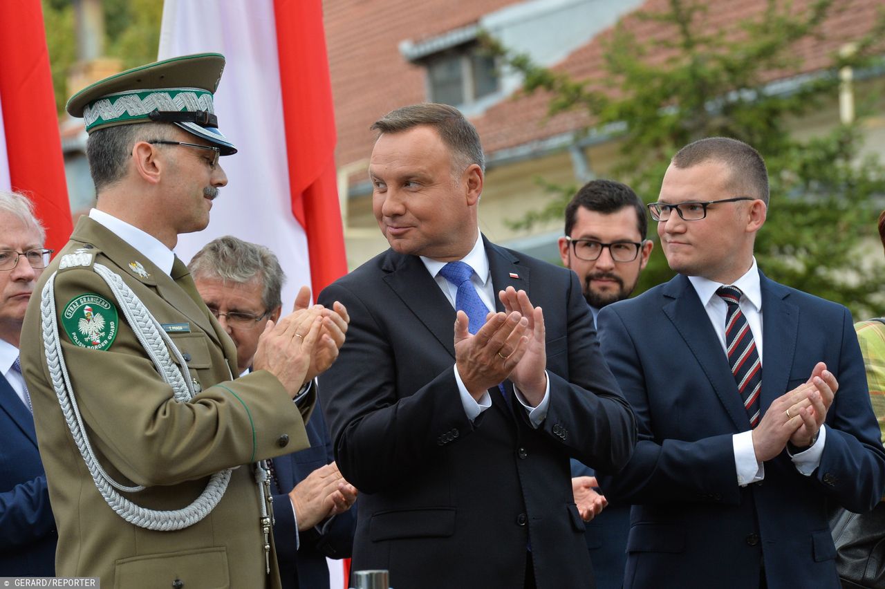 Donald Tusk "wystawia piłkę" Andrzejowi Dudzie. PiS już wykorzystuje słowa byłego premiera 