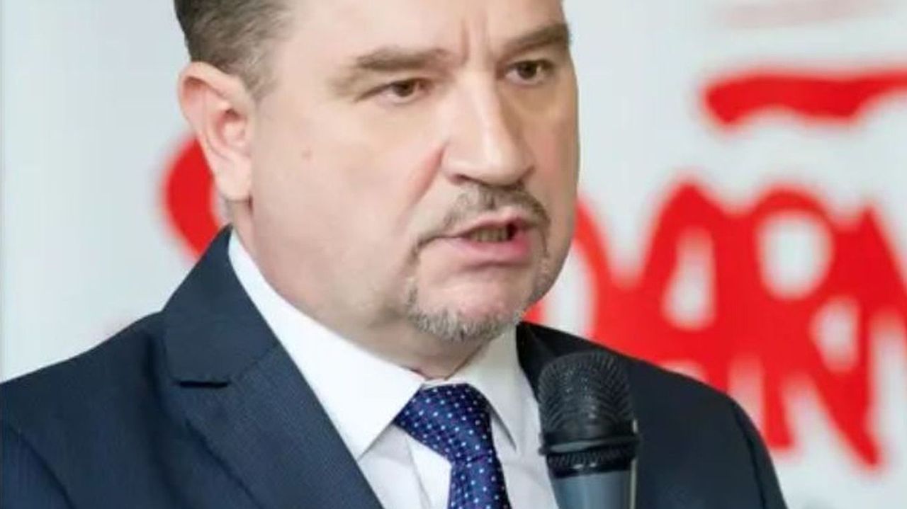 Warzecha: "Zakaz handlu w niedziele. Rząd w potrzasku - między Dudą, a wyborcami" (OPINIA)