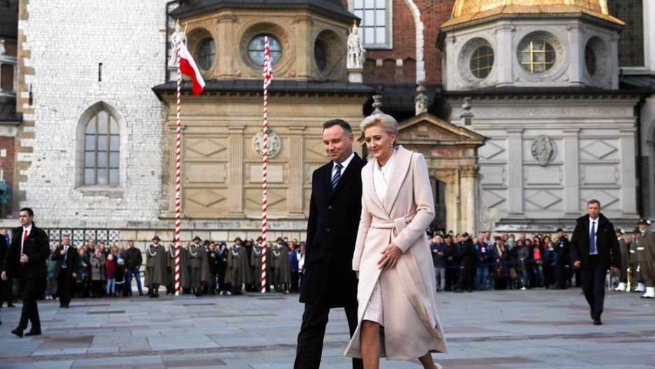 Prezydent Andrzej Duda i Agata Kornhauser-Duda podczas uroczystości w Krakowie