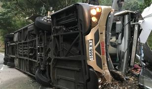 Katastrofalny wypadek autobusu w Hongkongu. 19 osób nie żyje