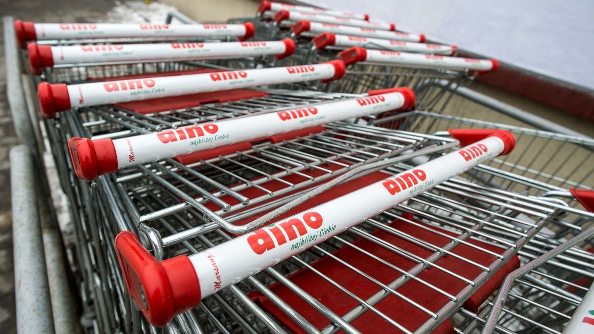 Dino będzie starać się zminimalizować skutki podatku handlowego