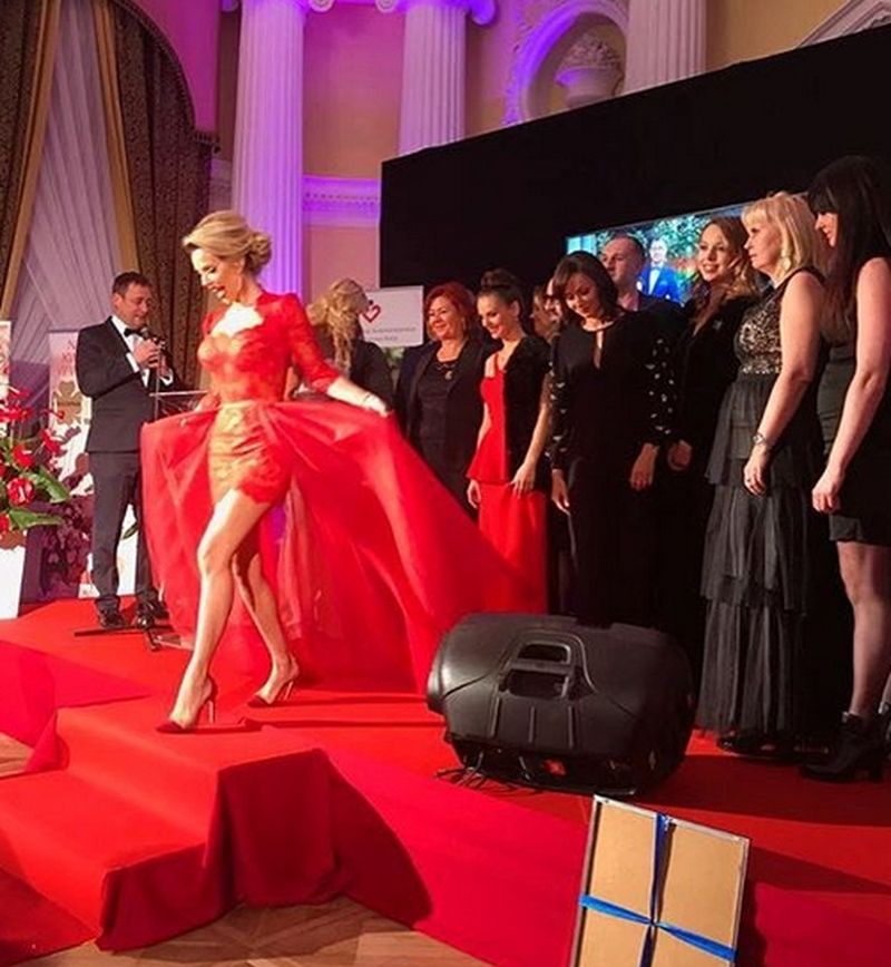 Doda robi show na uroczystej gali. Musiała być w centrum uwagi