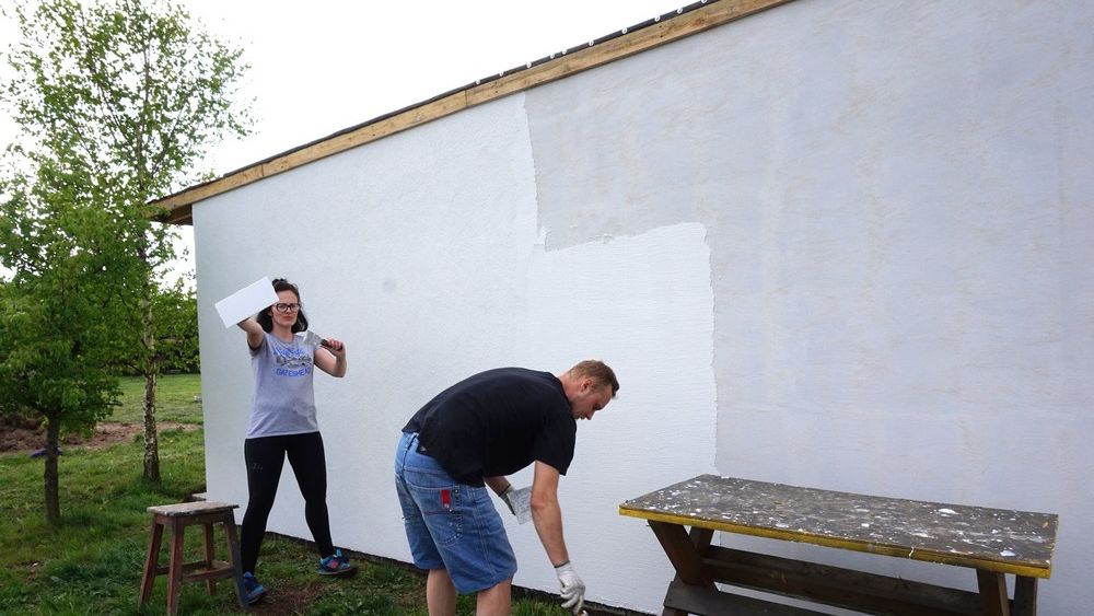 Szacuje się, że koszty budowy domu w metodą gospodarczą mogę być nawet o 20 proc. niższe, niż gdybyśmy chcieli nająć profesjonalną ekipę.