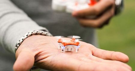 Najmniejszy dron świata. Najbardziej urocza rzecz, jaką dziś zobaczycie!
