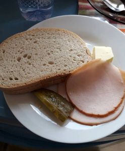 Więźniowie jedzą lepiej niż pacjenci. "Wstyd mi jako lekarzowi"