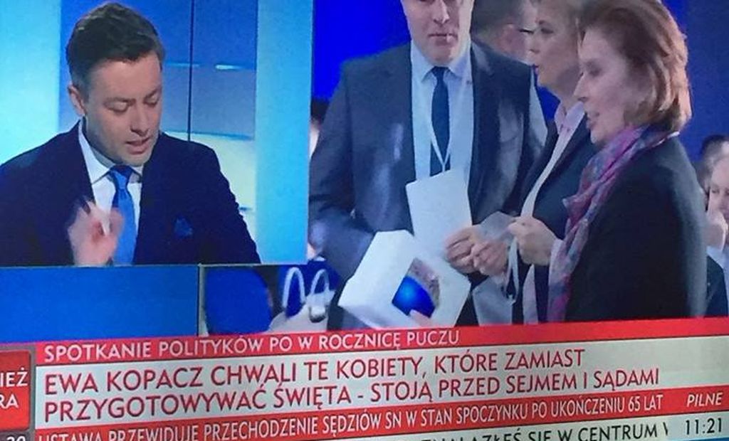 "Paskowy" TVP Info w szczytowej formie. Internauci żartują z paska o protestujących kobietach