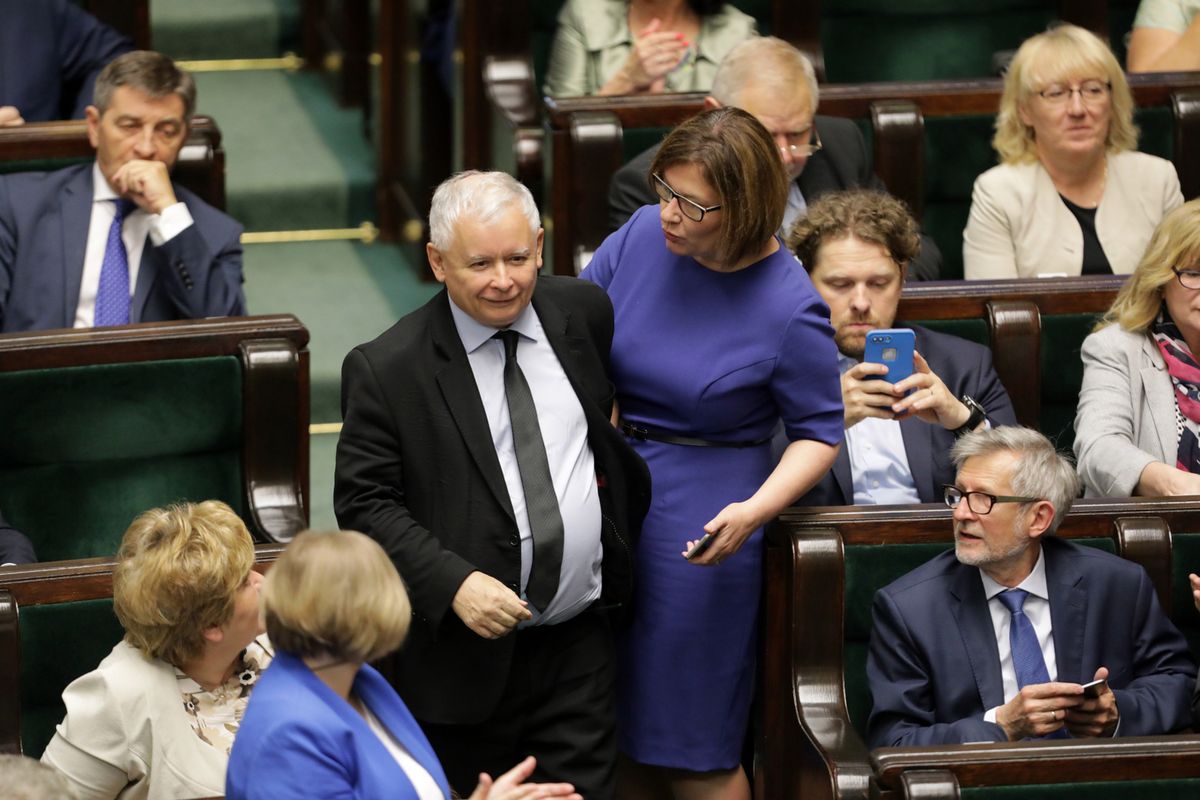 Kaczyński obraził wszystkich, oskarżył o zabójstwo brata. Tak powitali go posłowie