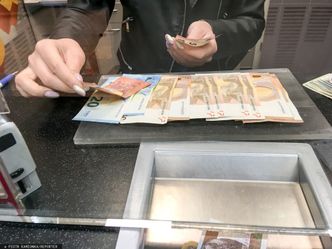 Kursy walut. Euro zatrzymało się na granicy 4,30 zł