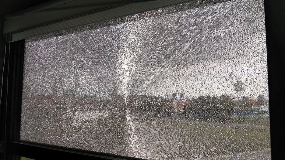 Wybitą szybę w biurze Wałęsy zauważył jeden z pracowników 