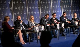 900 tysięcy poszukiwanych pracowników. Kogo szukają najwięksi?