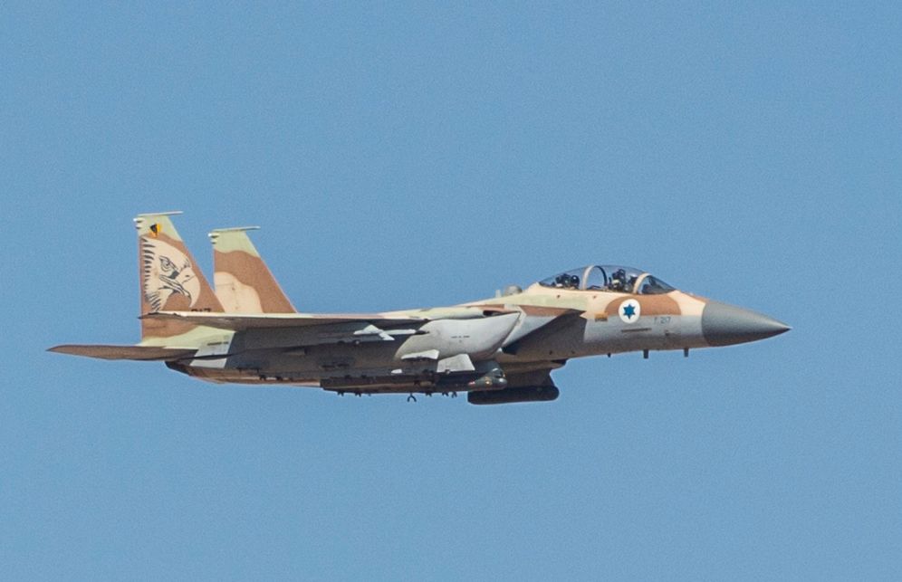 Izraelscy piloci nie pierwszy raz lądowali uszkodzonymi F-15
