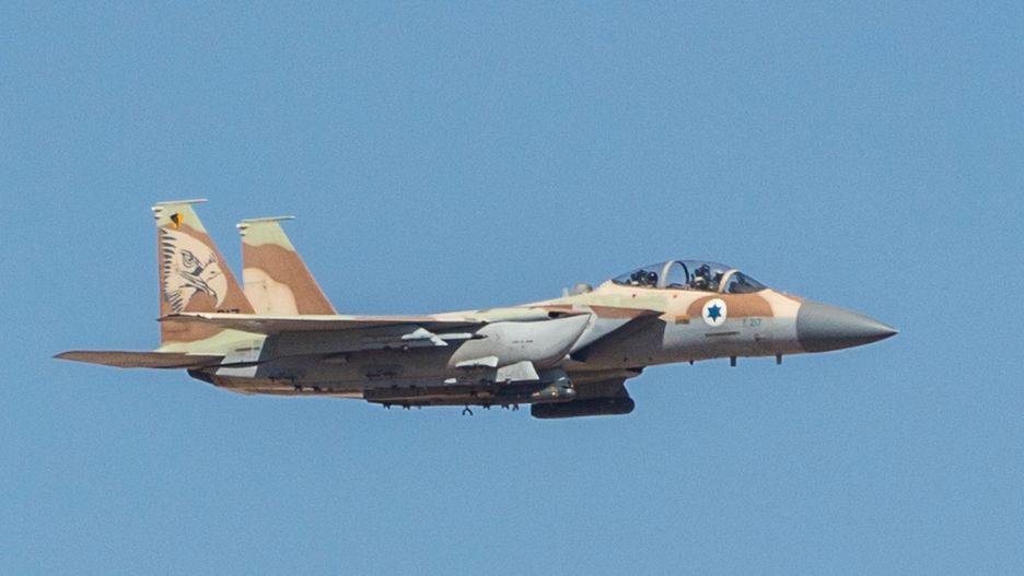 Izraelscy piloci nie pierwszy raz lądowali uszkodzonymi F-15