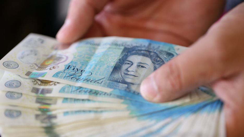 Blisko 41 mln funtów to ponad 200 mln zł.