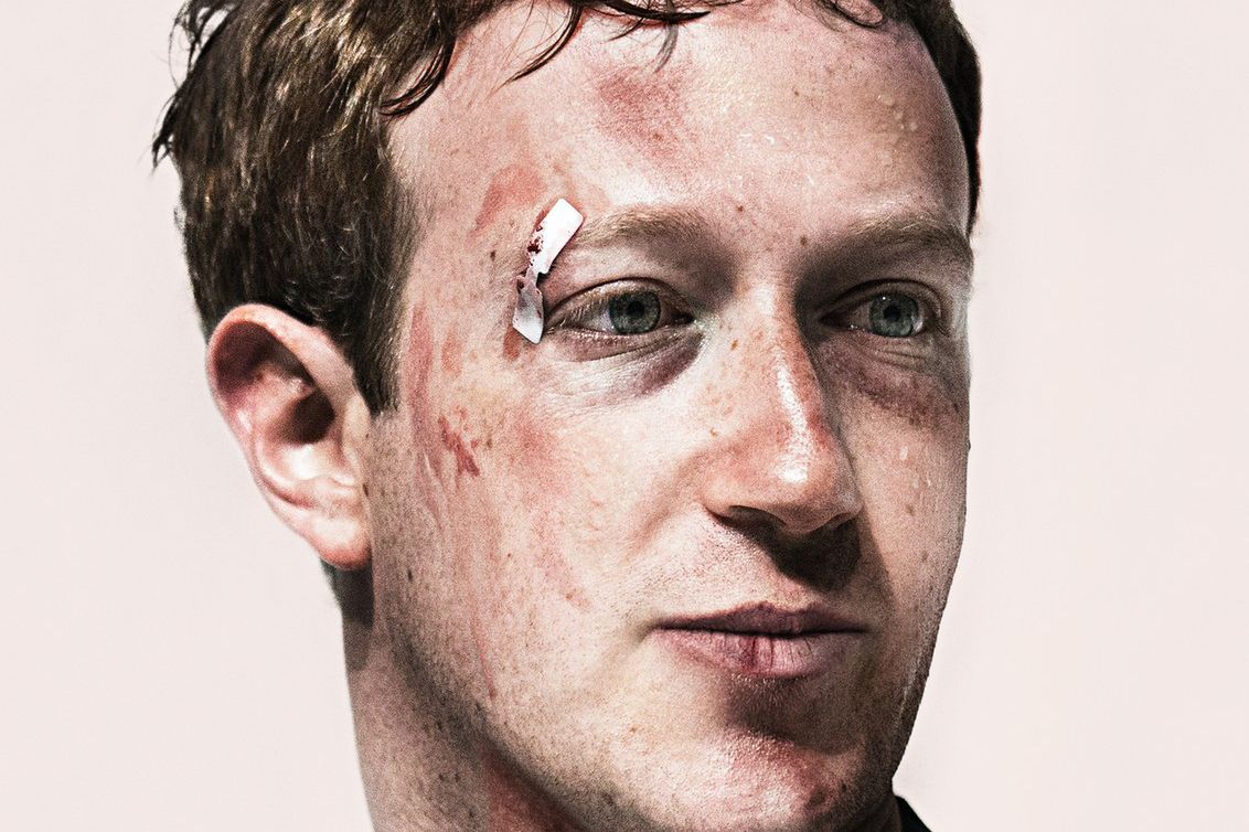 "Wired" pokazuje poobijanego Zuckerberga. O co chodzi?