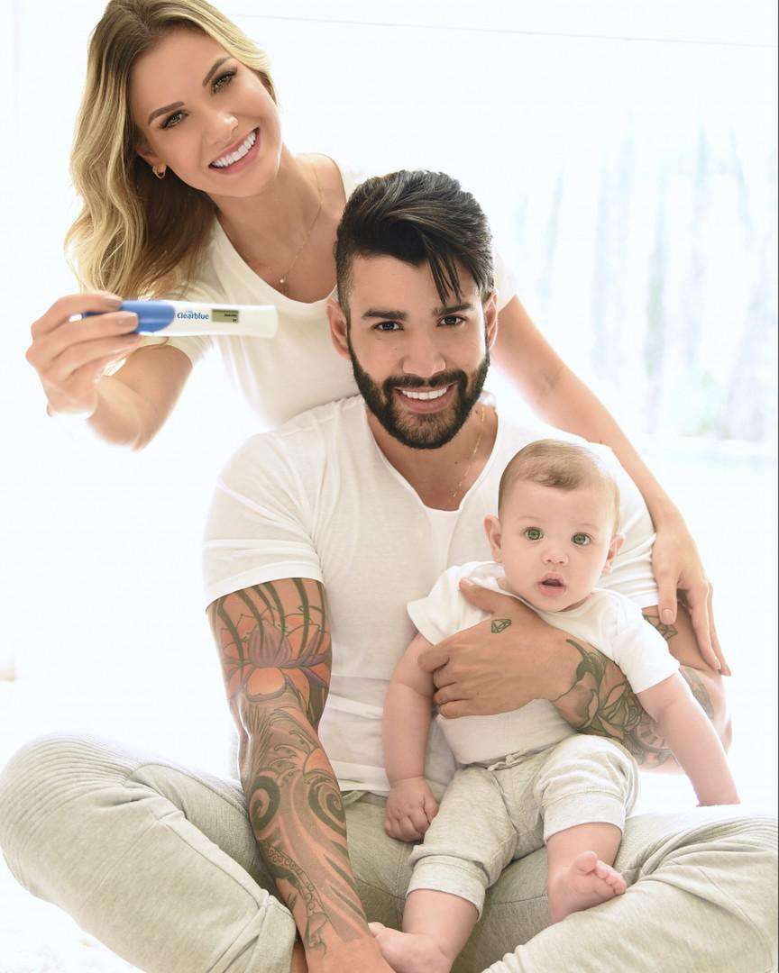 Gusttavo Lima z synem i żoną