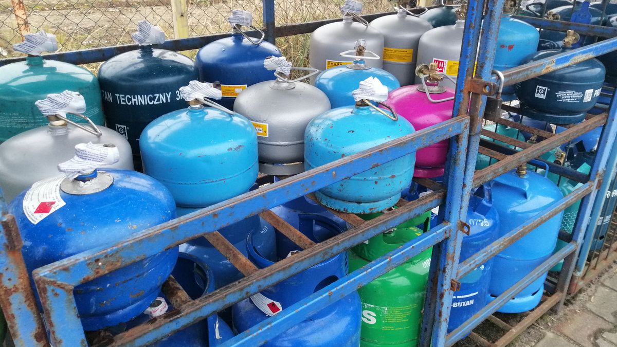 Na niezabezpieczone butle trafiliśmy w centrum Szczecina