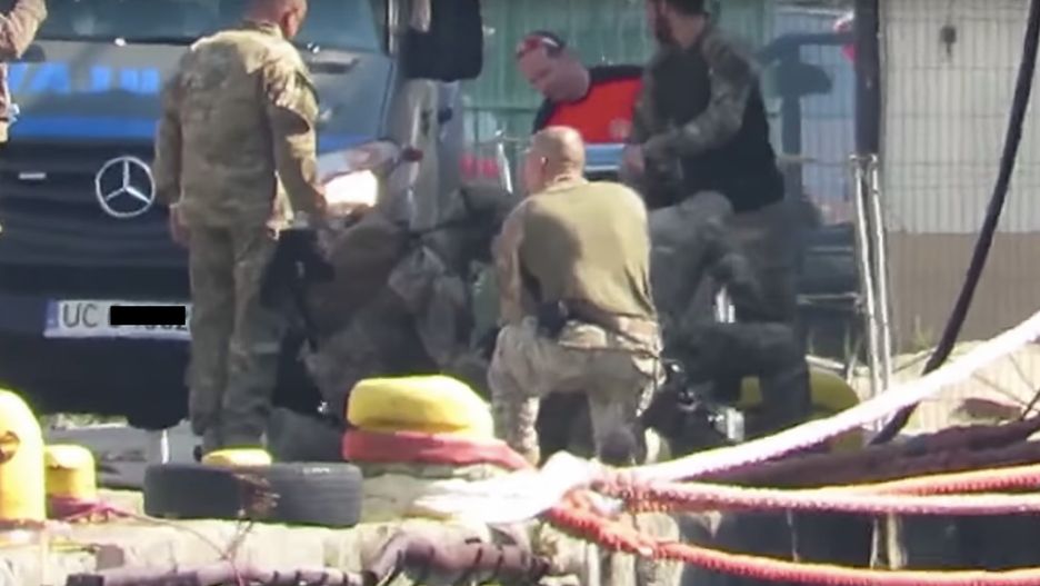 Polski komandos wpadł między burtę statku i nabrzeże