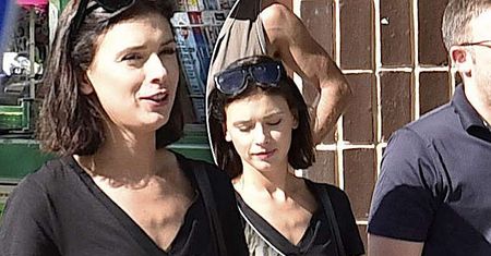 Od ponad roku mówi się o związku Klaudii Halejcio. Paparazzi w końcu przyłapali ją z partnerem na romantycznym spacerze! Przystojniak?