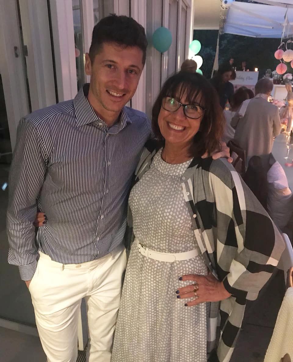 Robert Lewandowski świętuje urodziny mamy Iwony