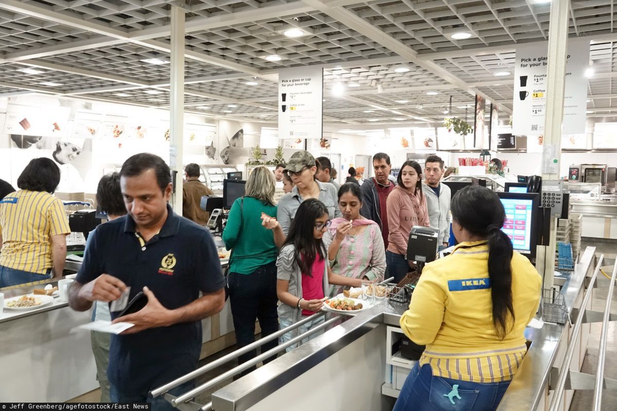 Szwajcaria. IKEA staje w obronie muzułmańskiej pracownicy