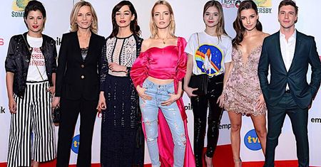 Gwiazdy na premierze filmu "Kobieta sukcesu": Julia Wieniawa, Agnieszka Więdłocha, Małgorzata Foremniak, Mikołaj Roznerski