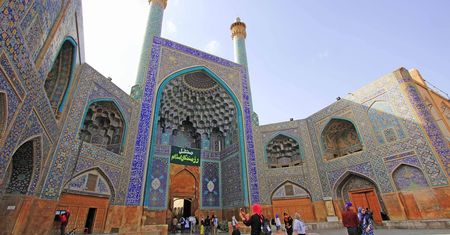Iran przyciąga coraz więcej obcokrajowców. Ma szansę stać się turystyczną mekką?