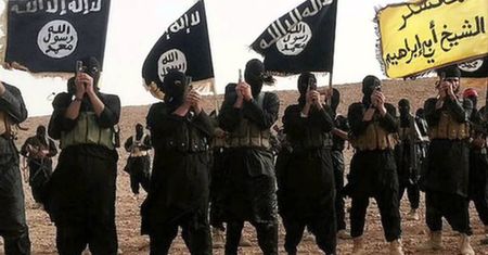 ISIS każe przeprowadzać zamachy ekstremistom z Wielkiej Brytanii