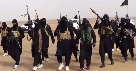 Terroryści ISIS wykonali egzekucję. Nie pomogły błagania